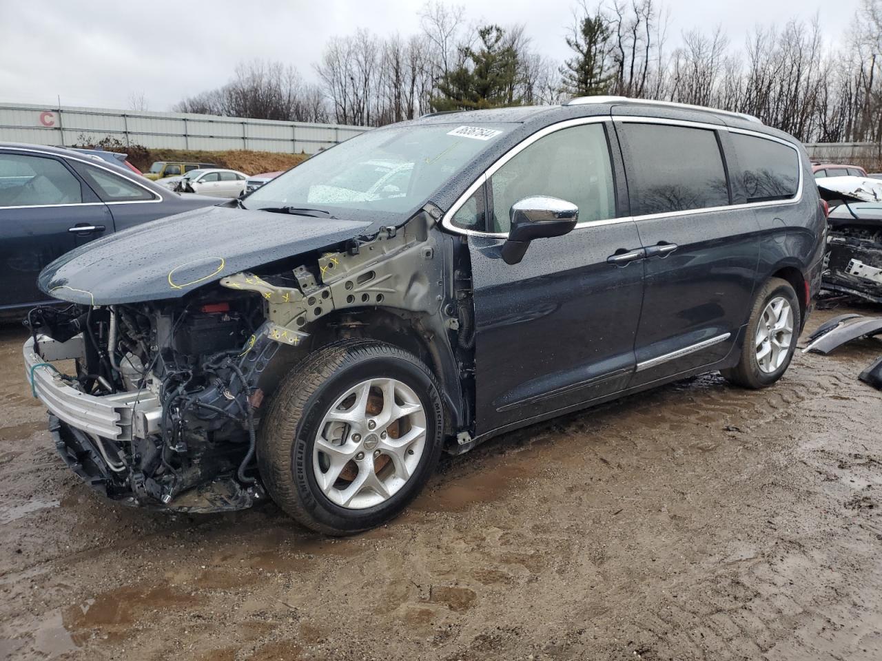 2020 CHRYSLER PACIFICA L