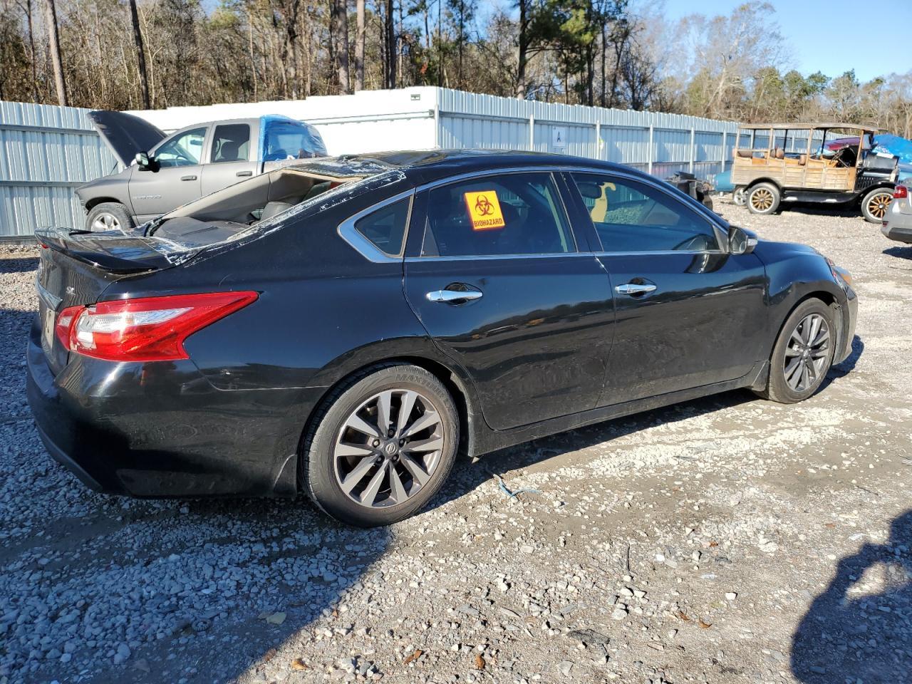 2017 NISSAN ALTIMA 2.5 - Фото 3