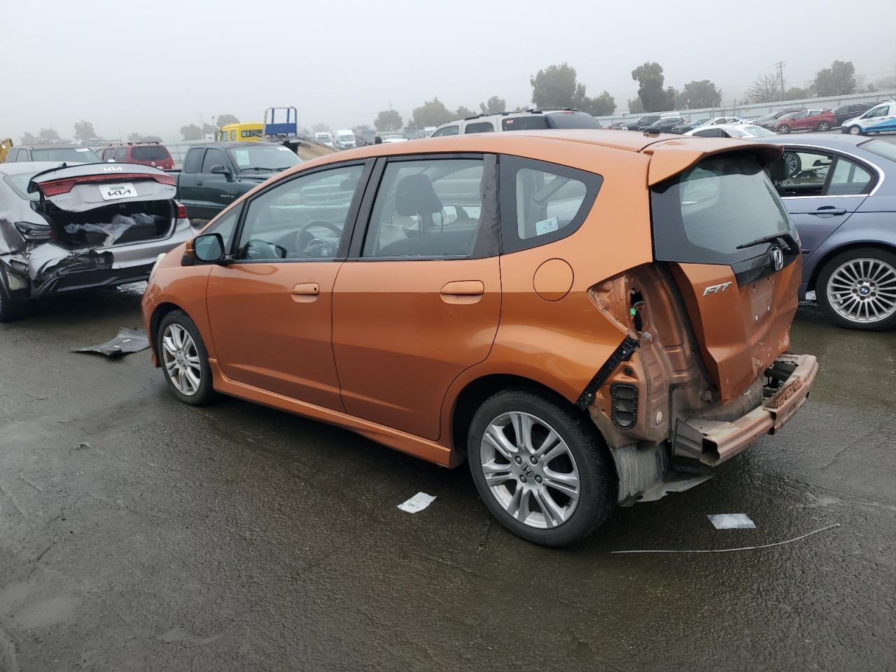 2011 HONDA FIT SPORT - Image 2