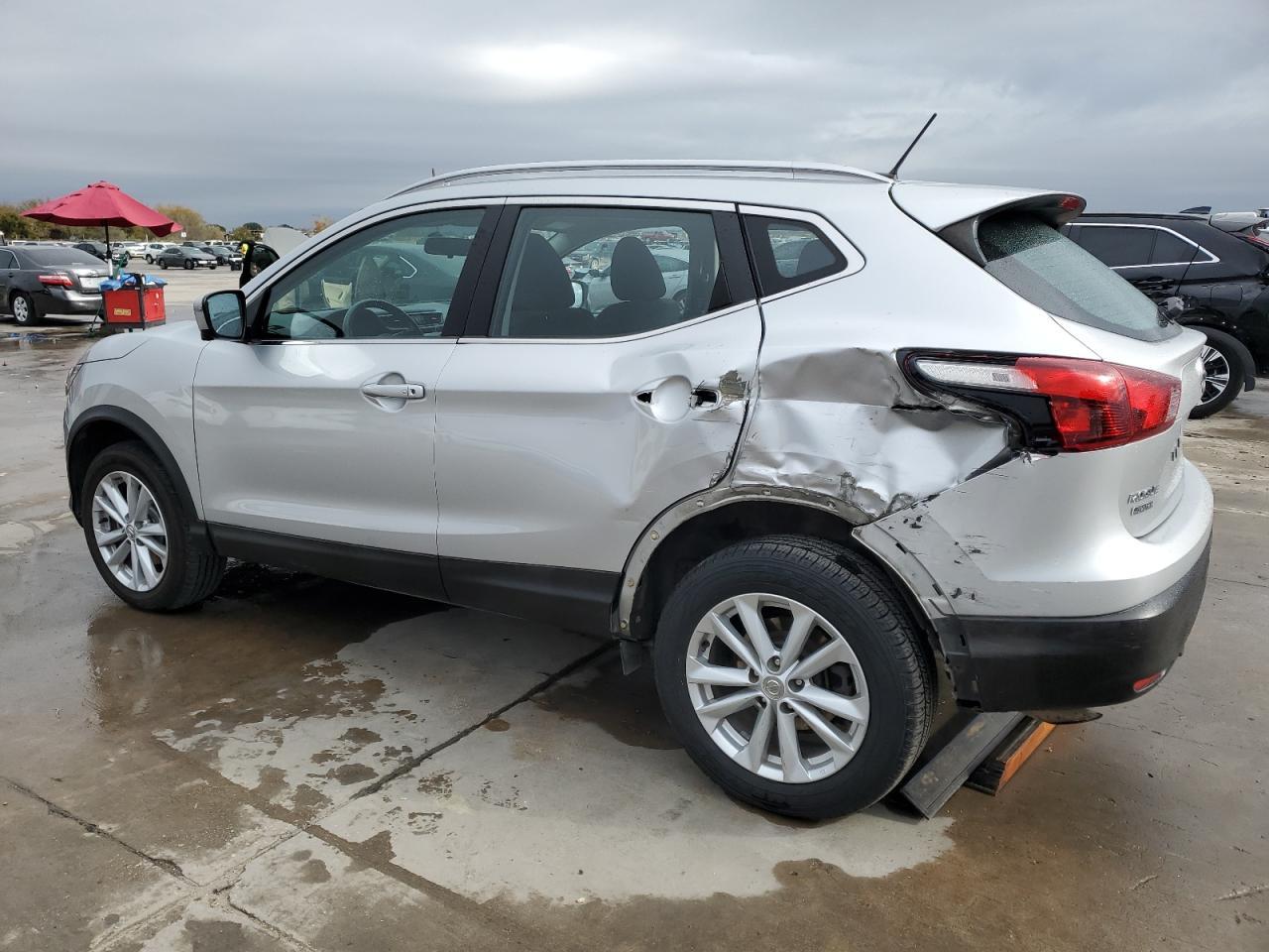 2017 NISSAN ROGUE SPOR - Image 2