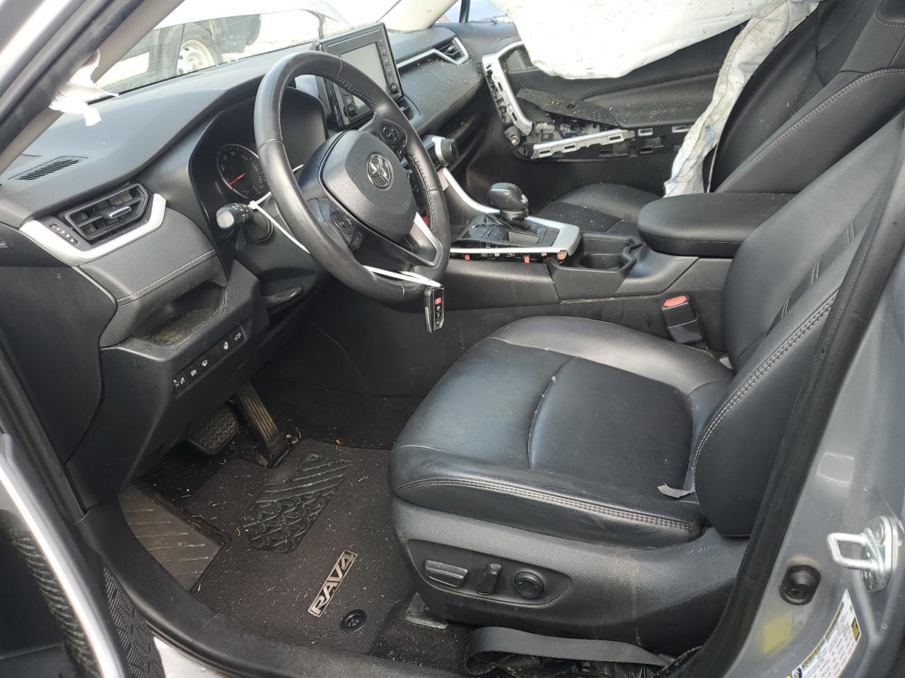 2019 TOYOTA RAV4 XLE P - Image 7