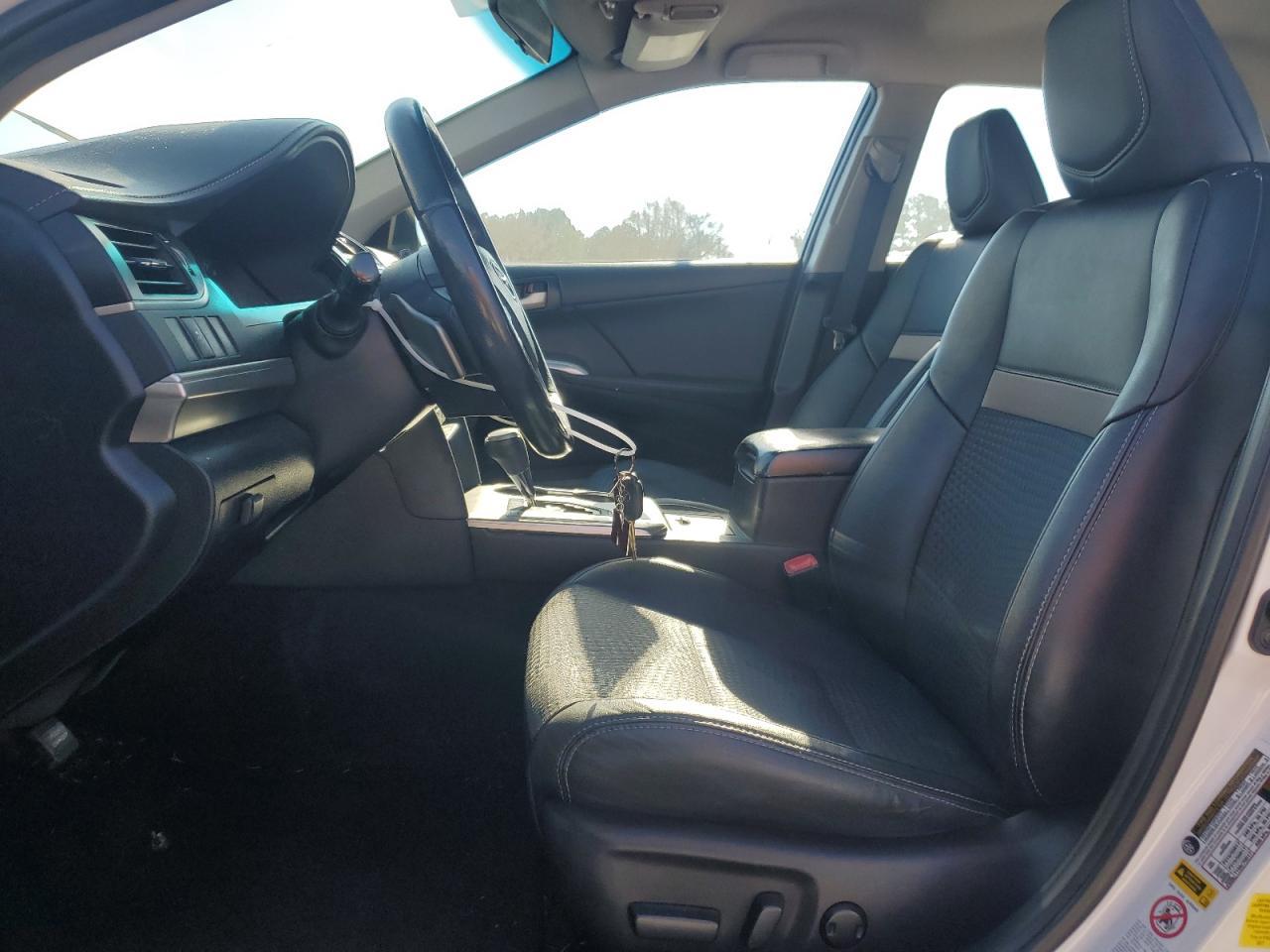2014 TOYOTA CAMRY L - Image 7