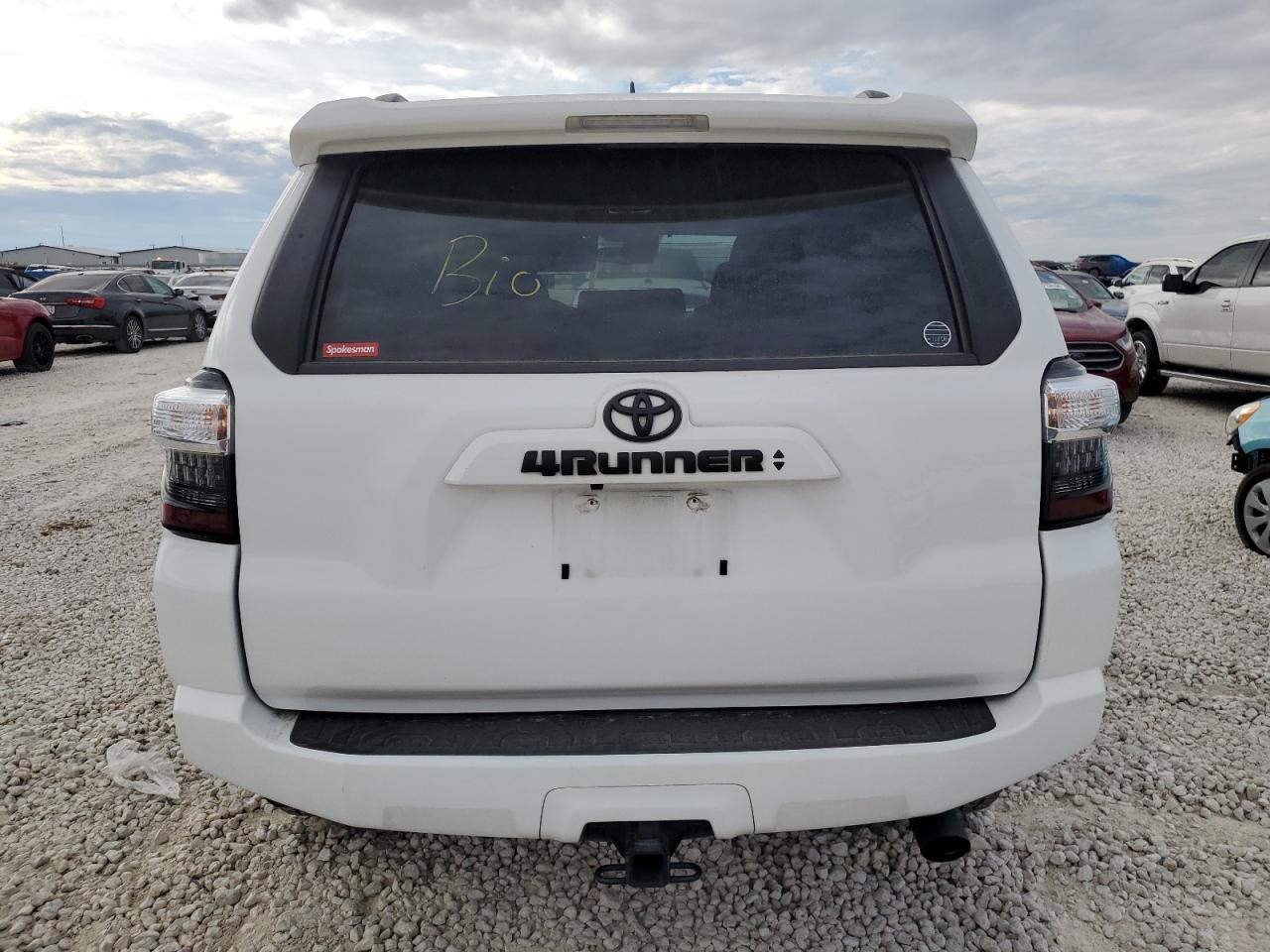 2022 TOYOTA 4RUNNER SR - Фото 6