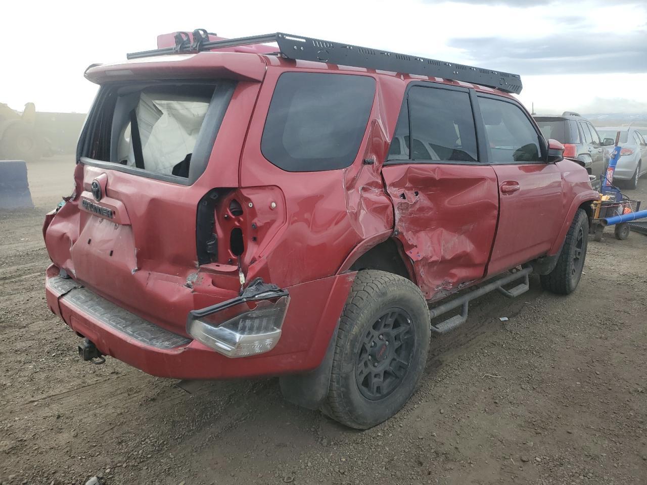 2017 TOYOTA 4RUNNER SR - Фото 3