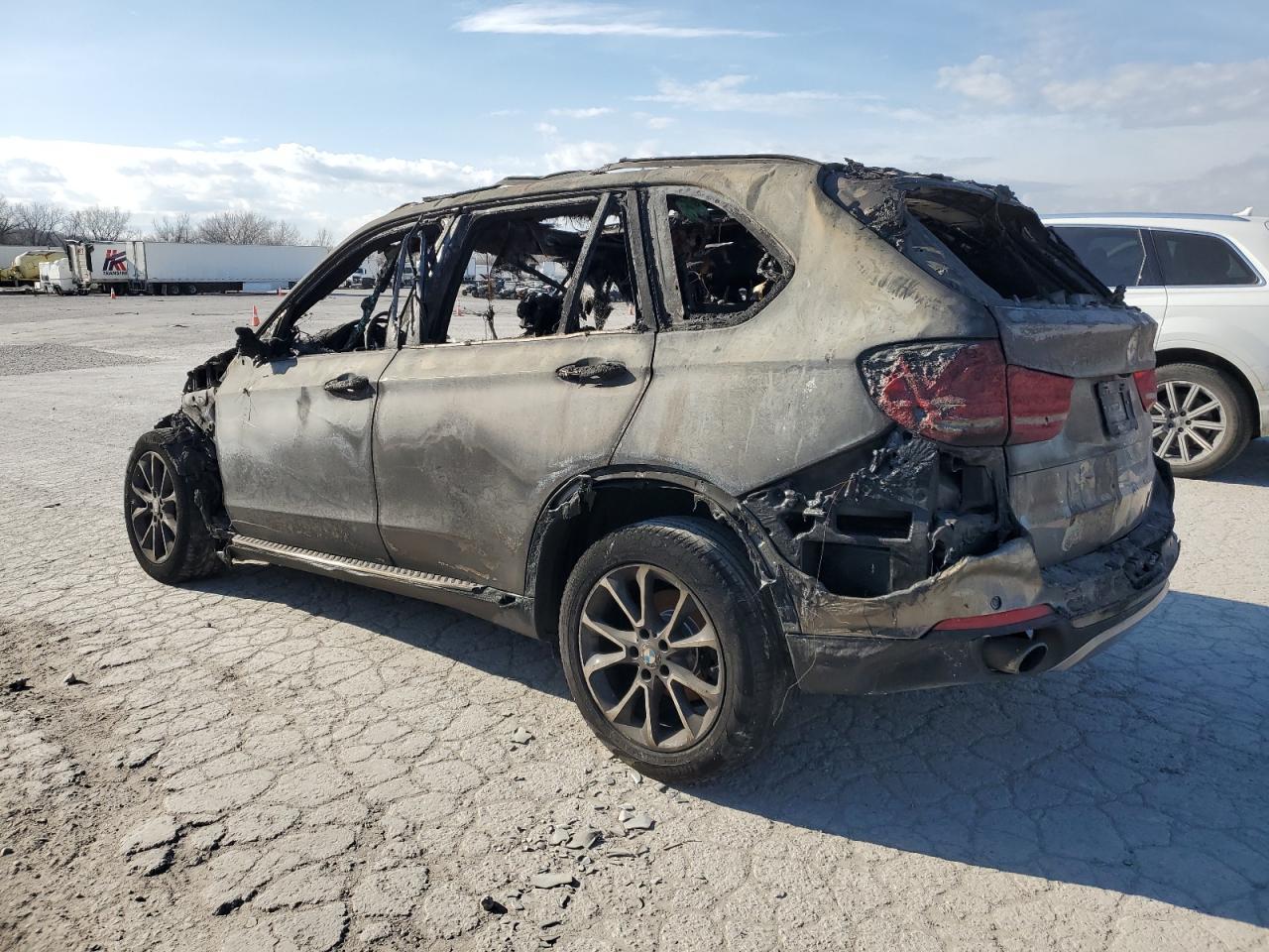 2017 BMW X5 XDRIVE3 - Image 2