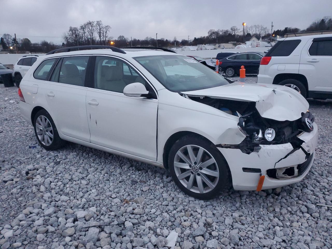 2013 VOLKSWAGEN JETTA TDI - Image 4