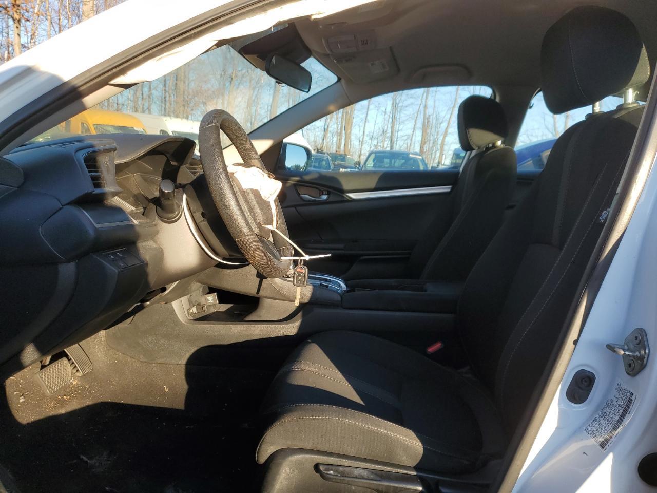 2019 HONDA CIVIC LX - Image 7