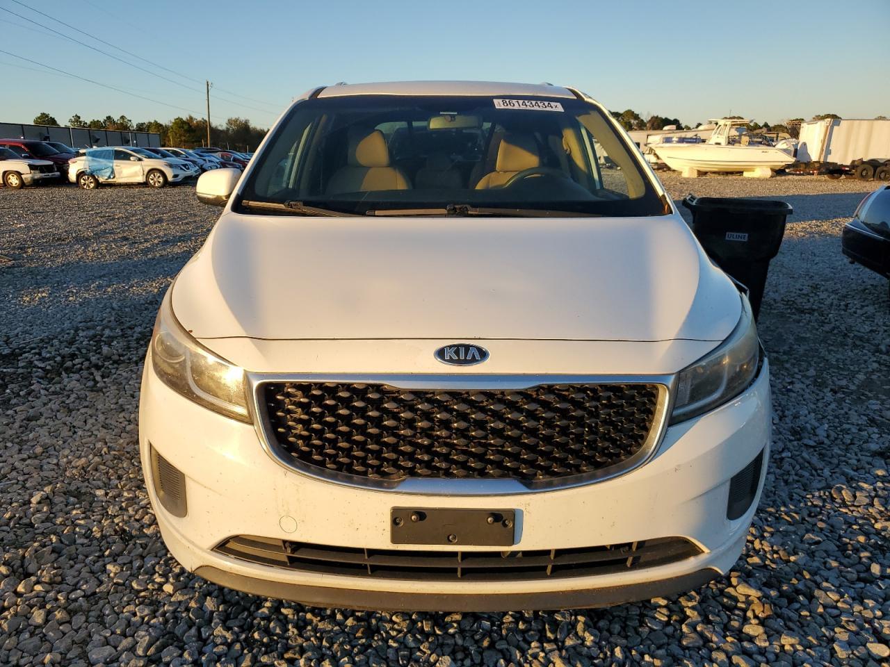 2016 KIA SEDONA LX - Фото 5