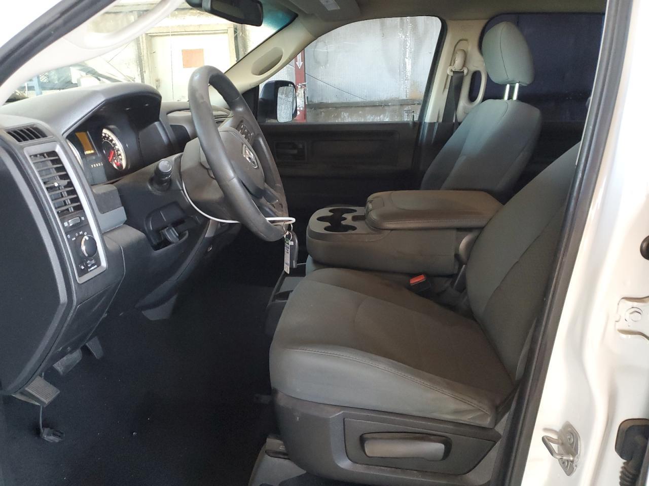 2018 RAM 1500 ST - Image 7