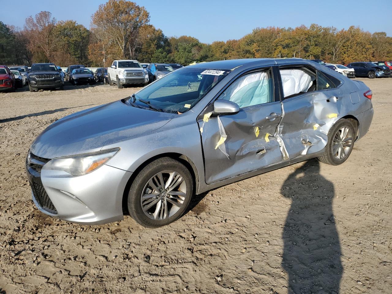 2015 TOYOTA CAMRY LE