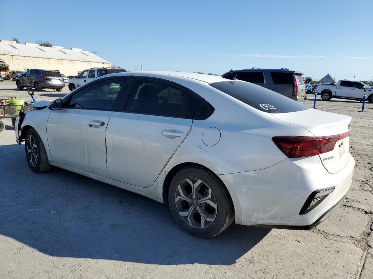 2021 KIA FORTE FE - Фото 2