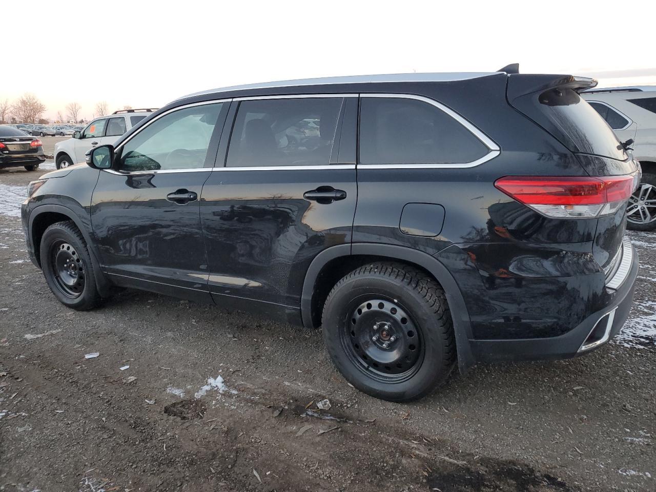 2019 TOYOTA HIGHLANDER - Image 2