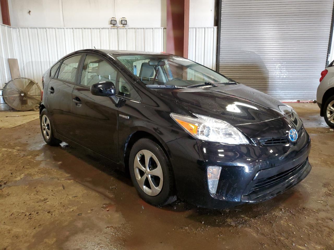 2015 TOYOTA PRIUS - Image 4