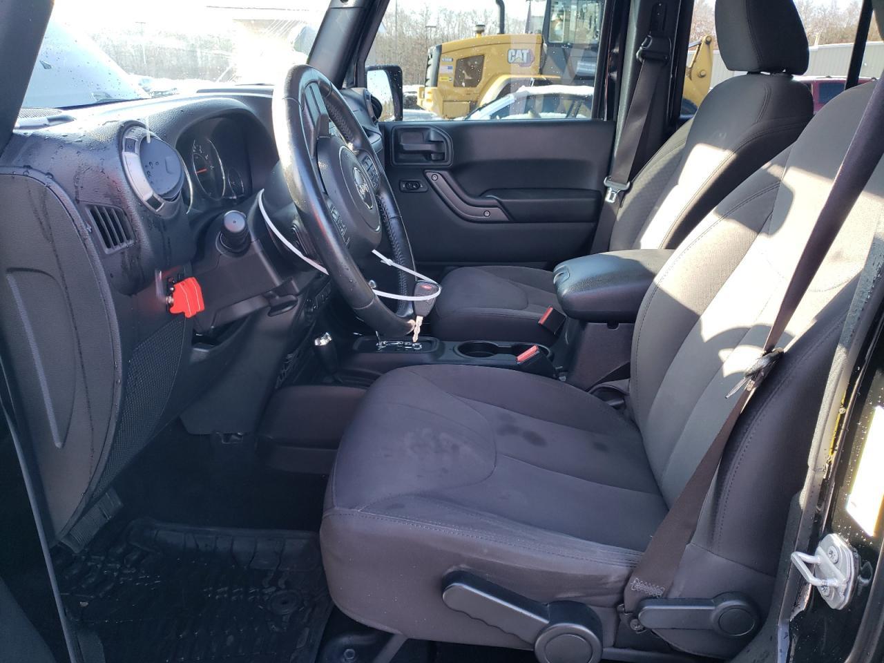 2017 JEEP WRANGLER U - Image 7