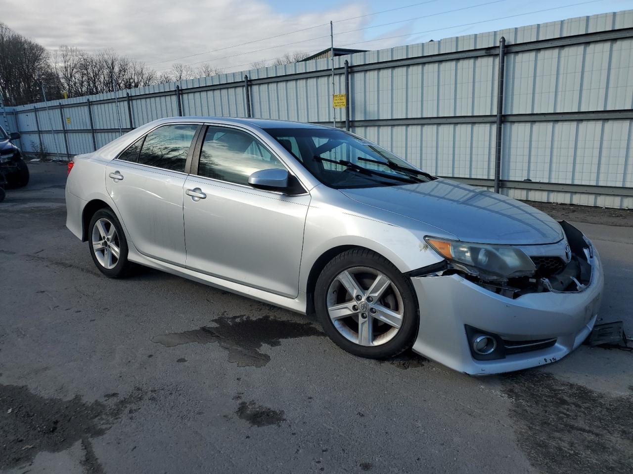 2012 TOYOTA CAMRY BASE - Фото 4