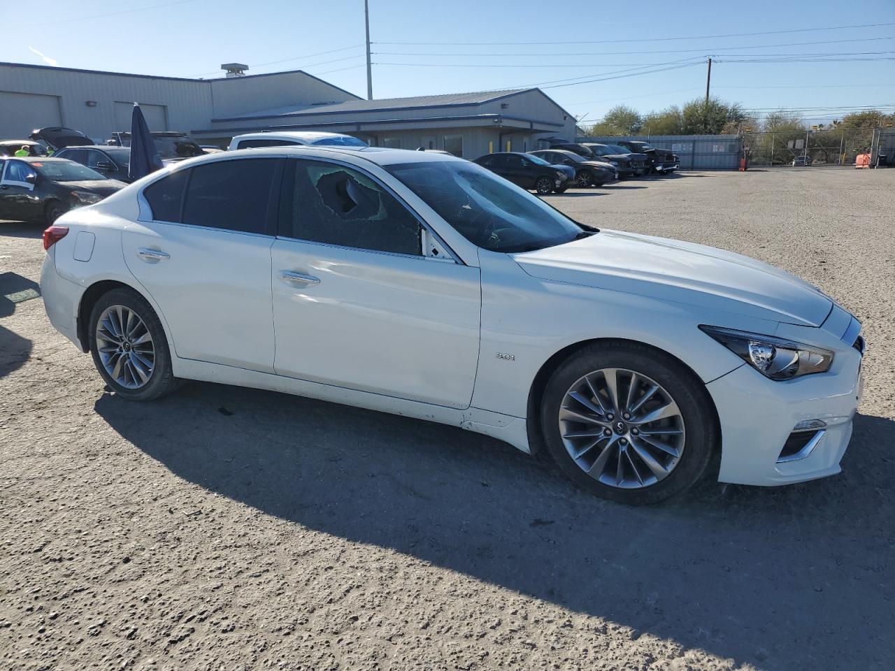 2018 INFINITI Q50 LUXE - Image 4
