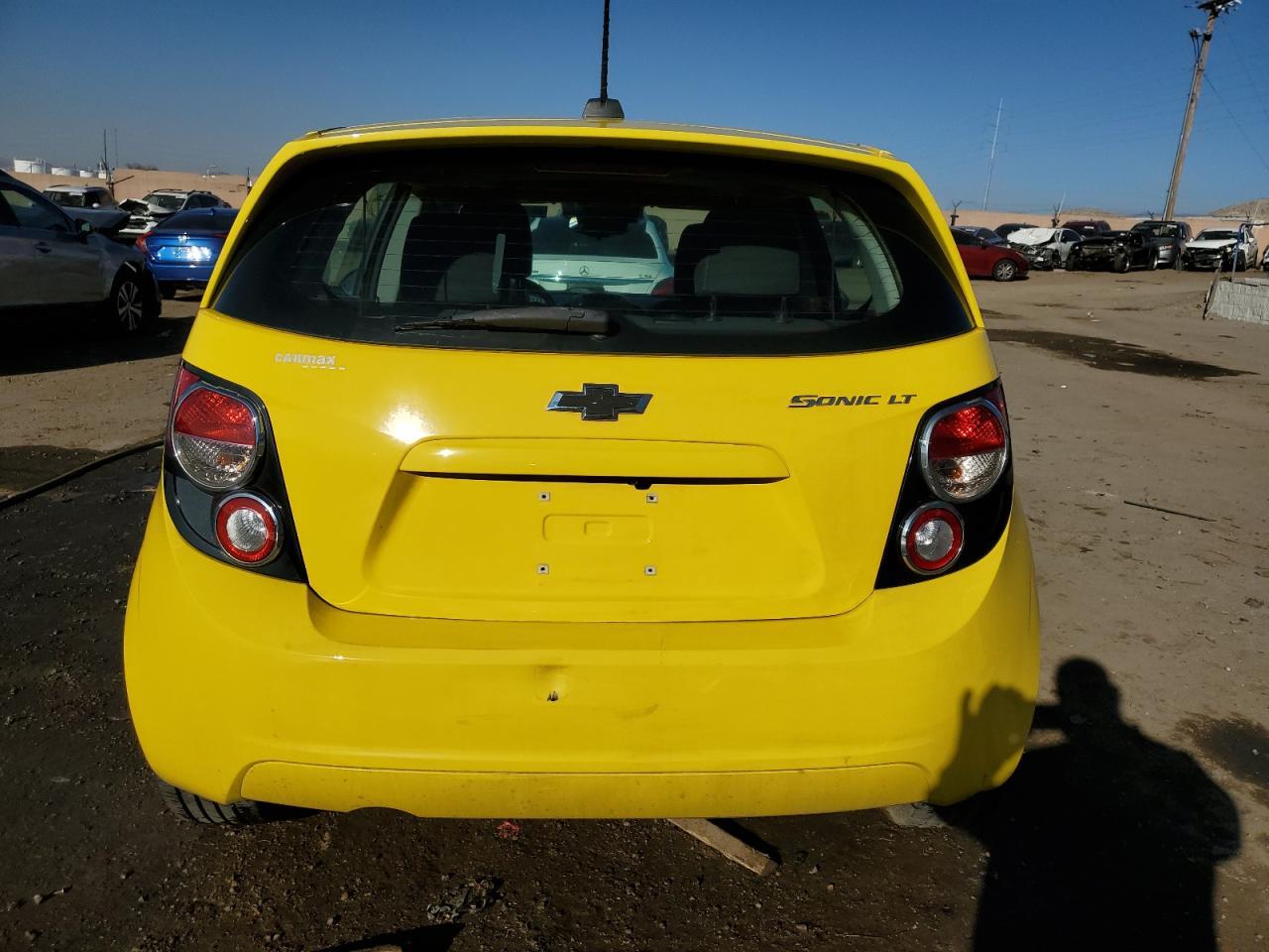 2016 CHEVROLET SONIC LT - Image 6