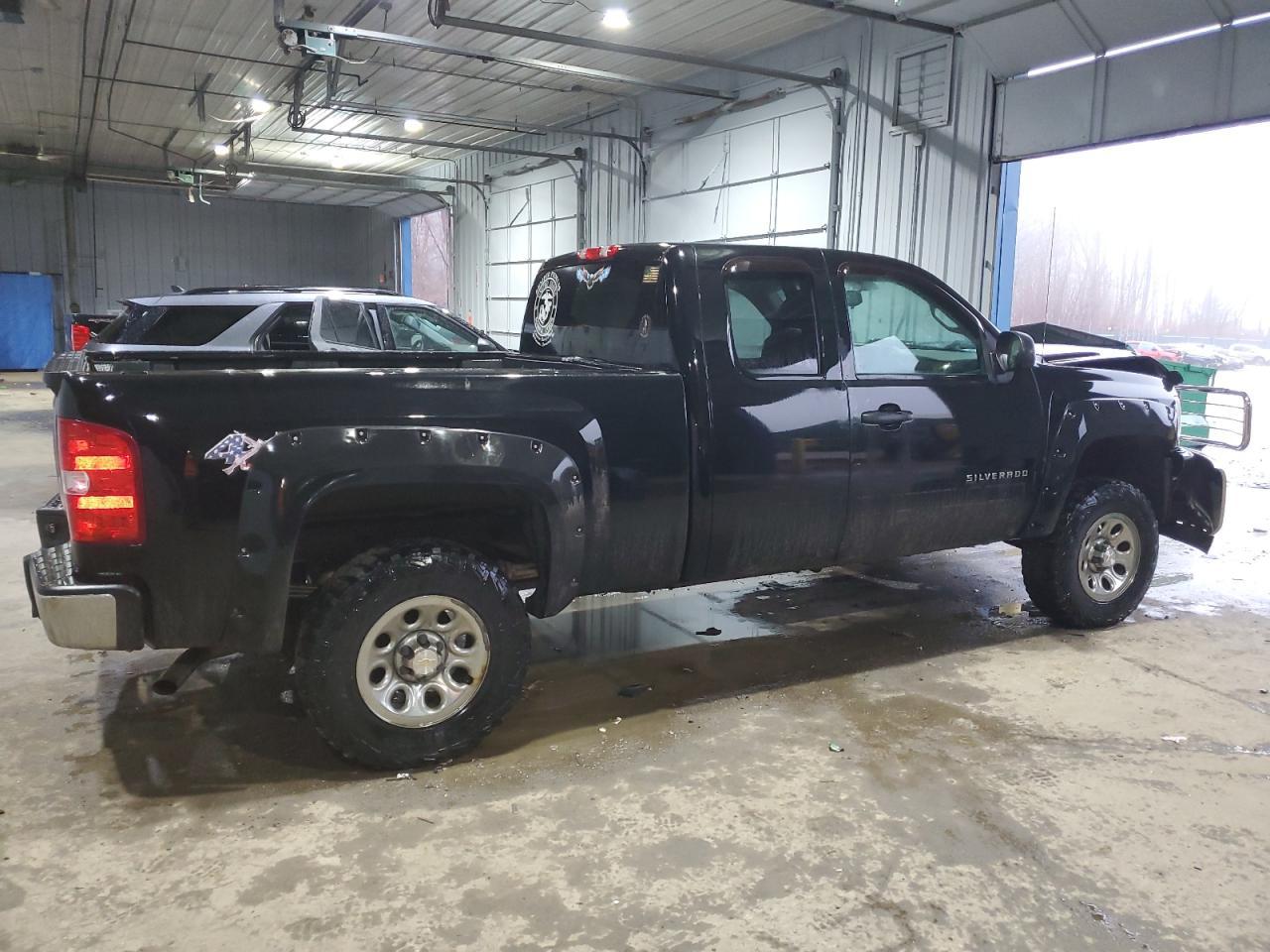 2013 CHEVROLET SILVERADO - Image 3