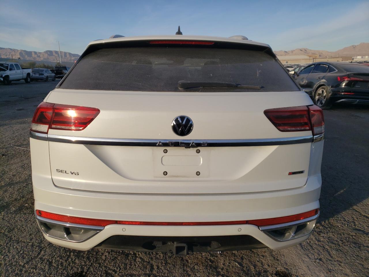 2022 VOLKSWAGEN ATLAS CROS - Фото 6