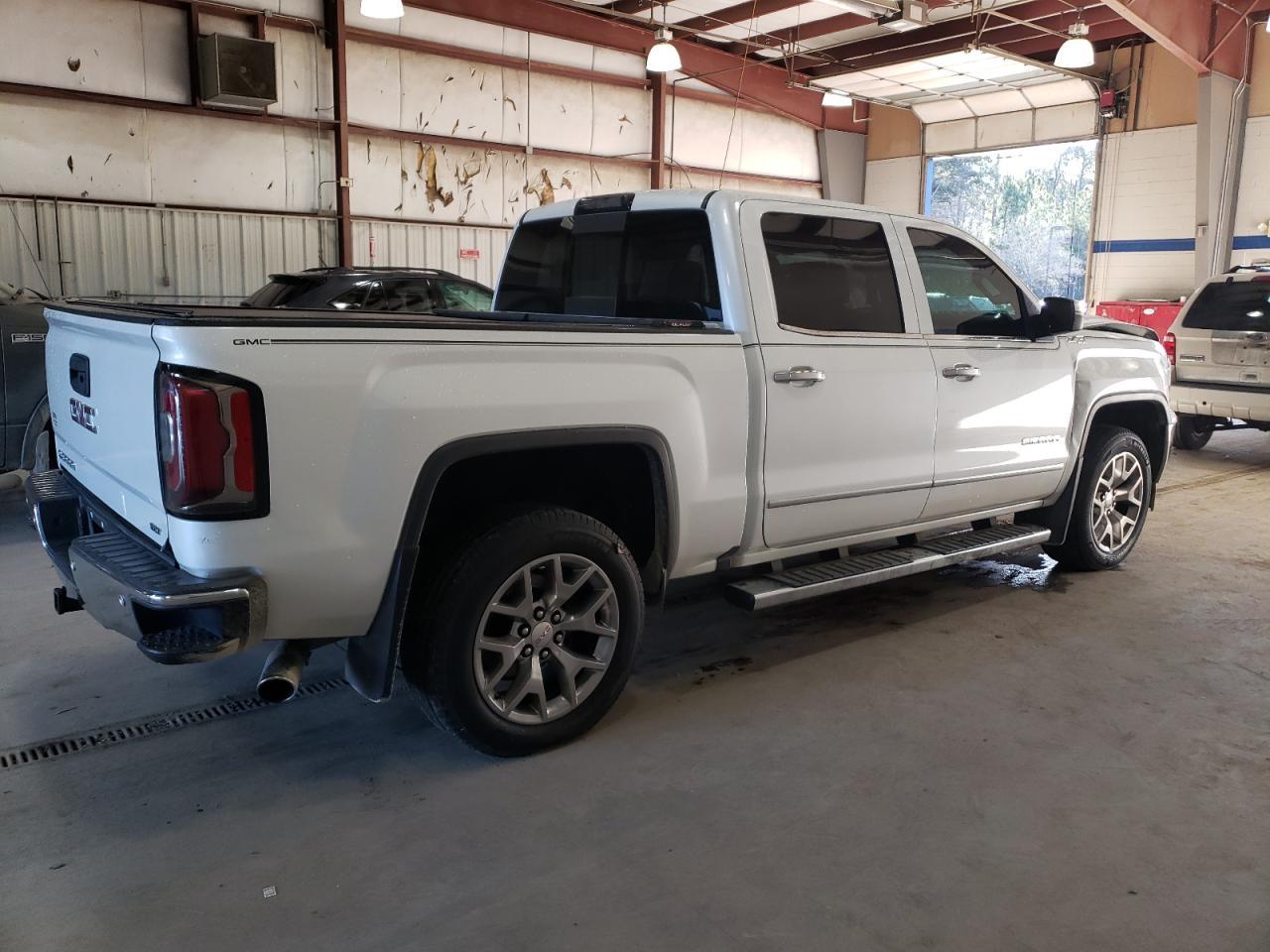 2018 GMC SIERRA K15 - Фото 3