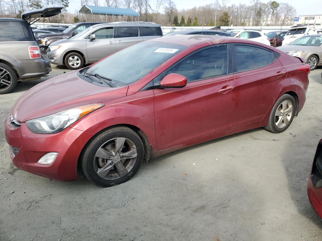 2013 HYUNDAI ELANTRA GL