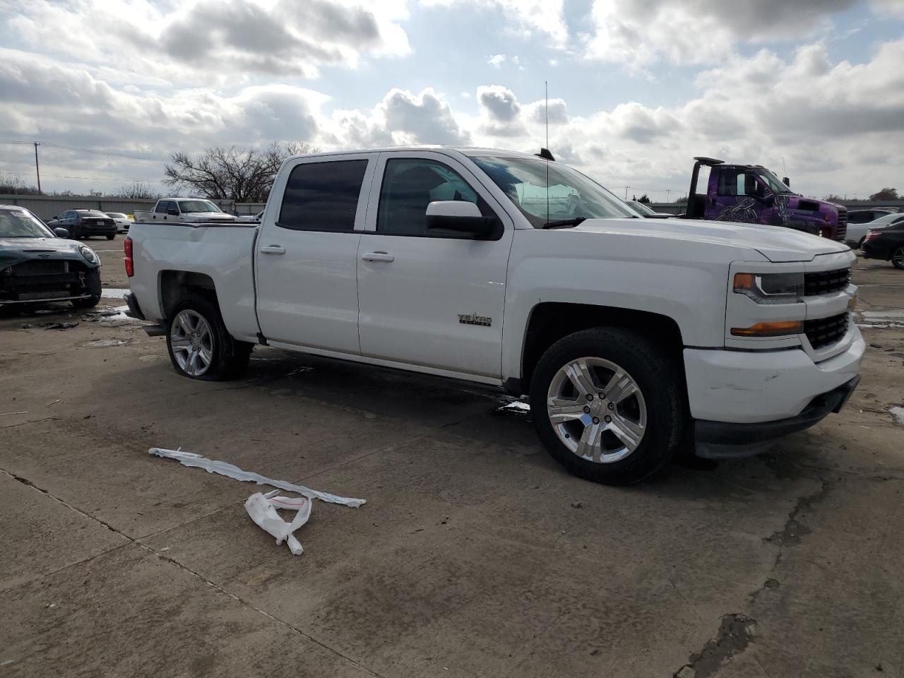 2018 CHEVROLET SILVERADO - Фото 4