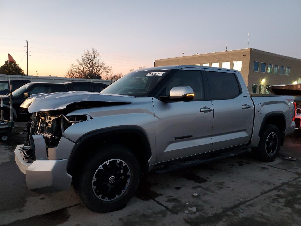 2023 TOYOTA TUNDRA CRE
