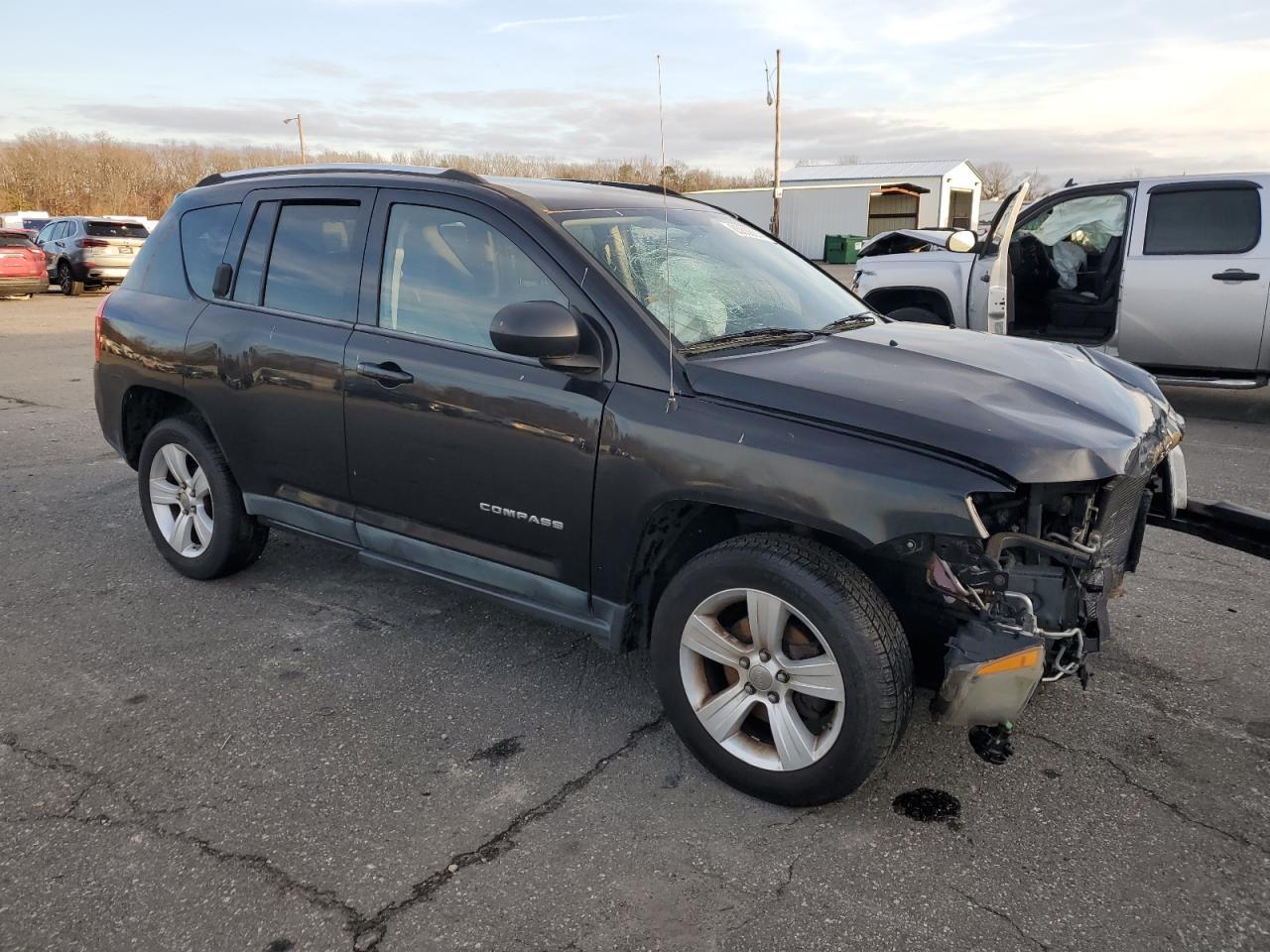 2011 JEEP COMPASS SP - Image 4
