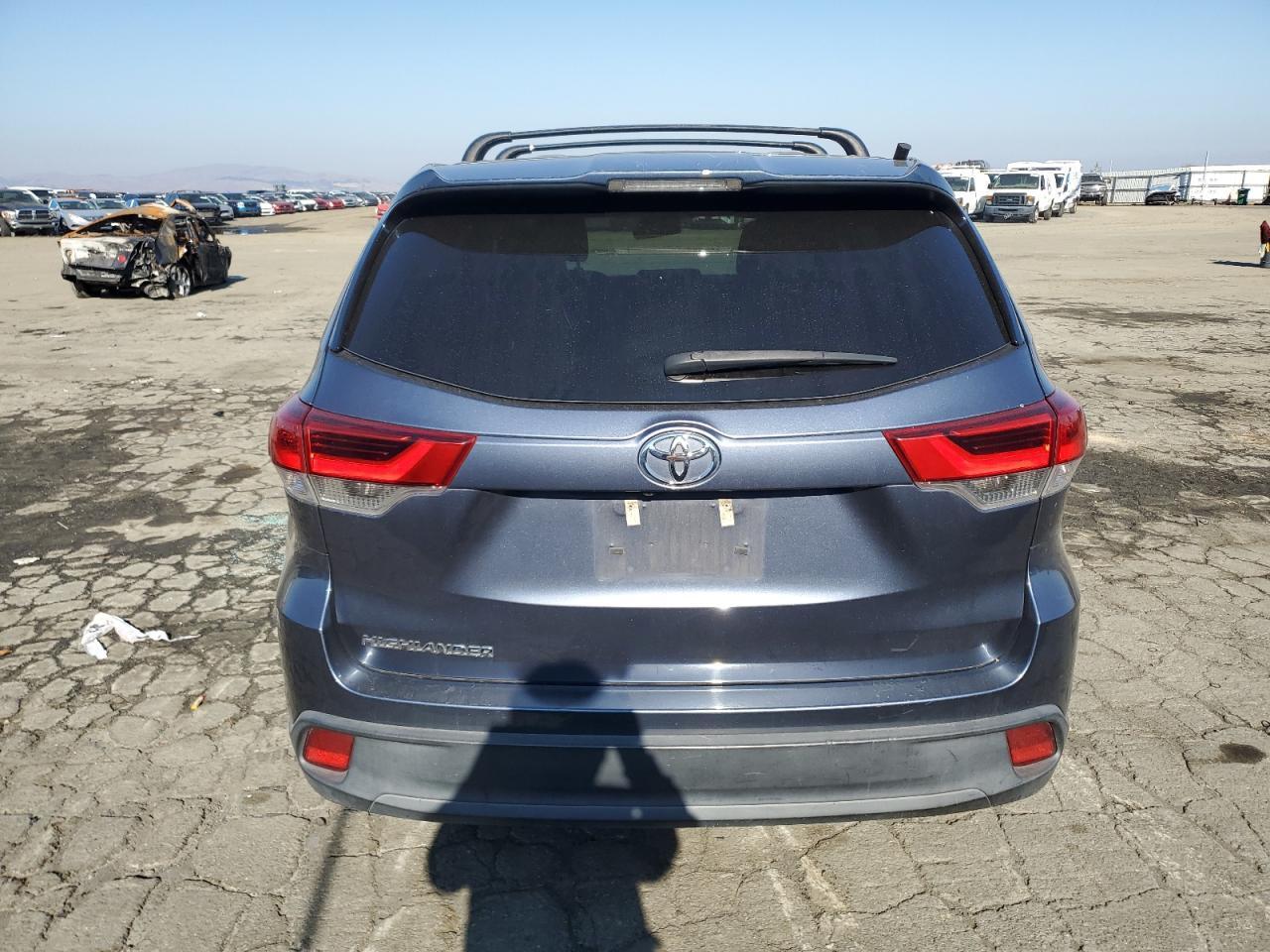 2019 TOYOTA HIGHLANDER - Image 6