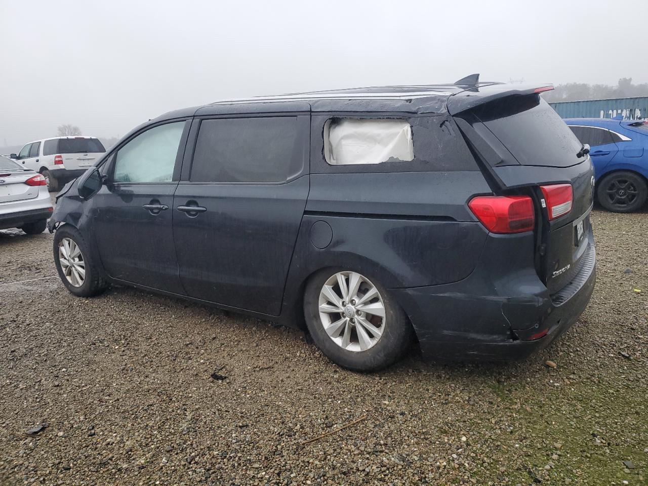 2016 KIA SEDONA LX - Фото 2
