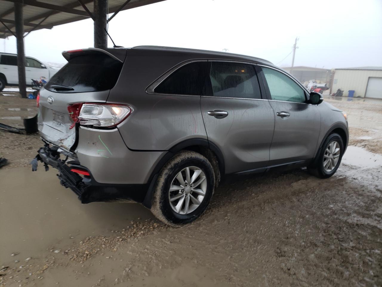 2016 KIA SORENTO LX - Image 3