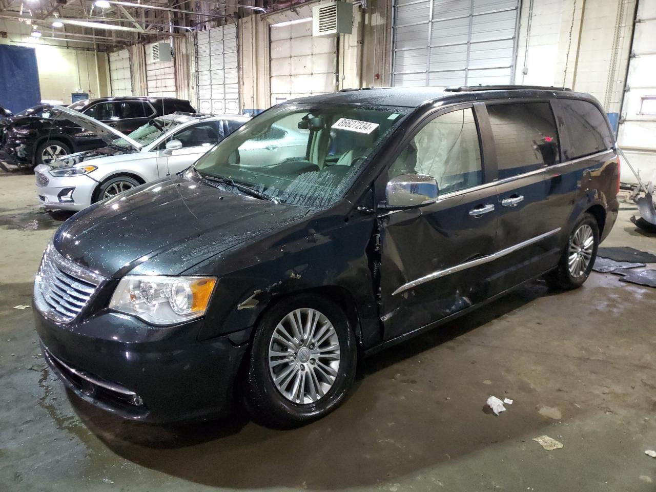 2014 CHRYSLER TOWN & COU