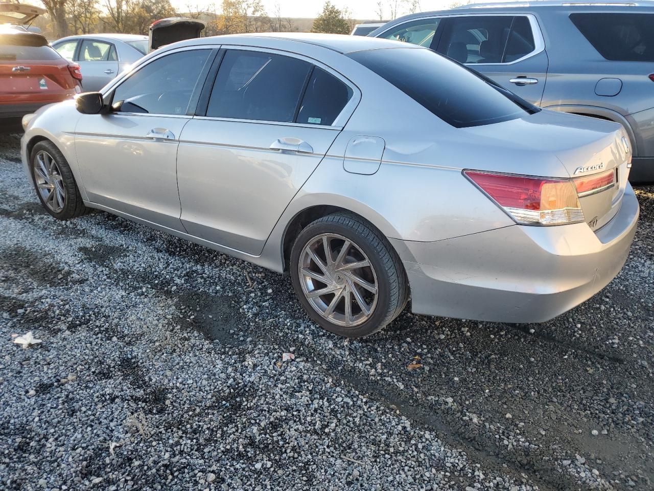 2012 HONDA ACCORD SE - Фото 2