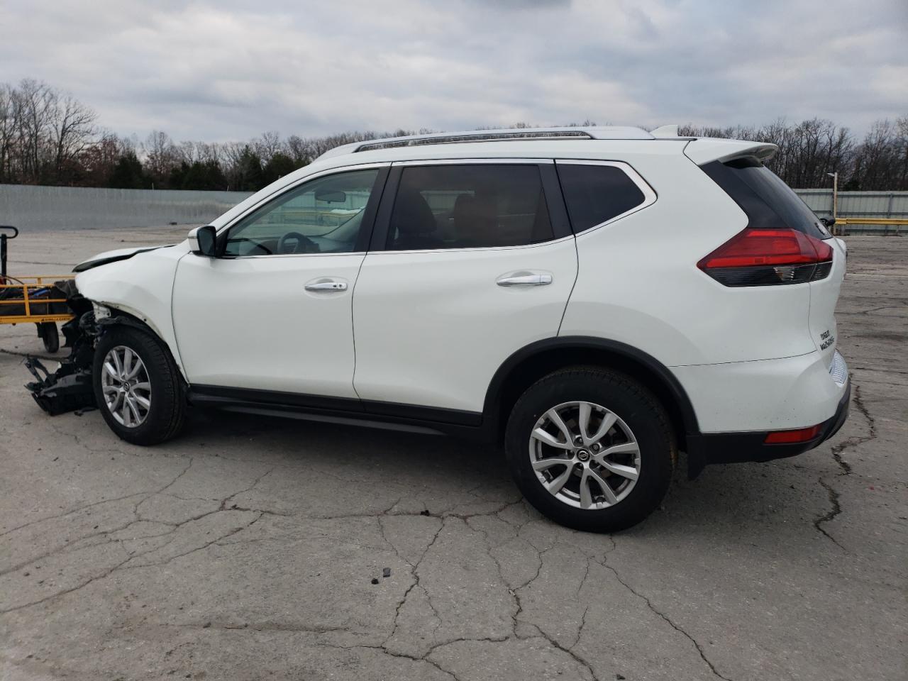 2017 NISSAN ROGUE S - Image 2