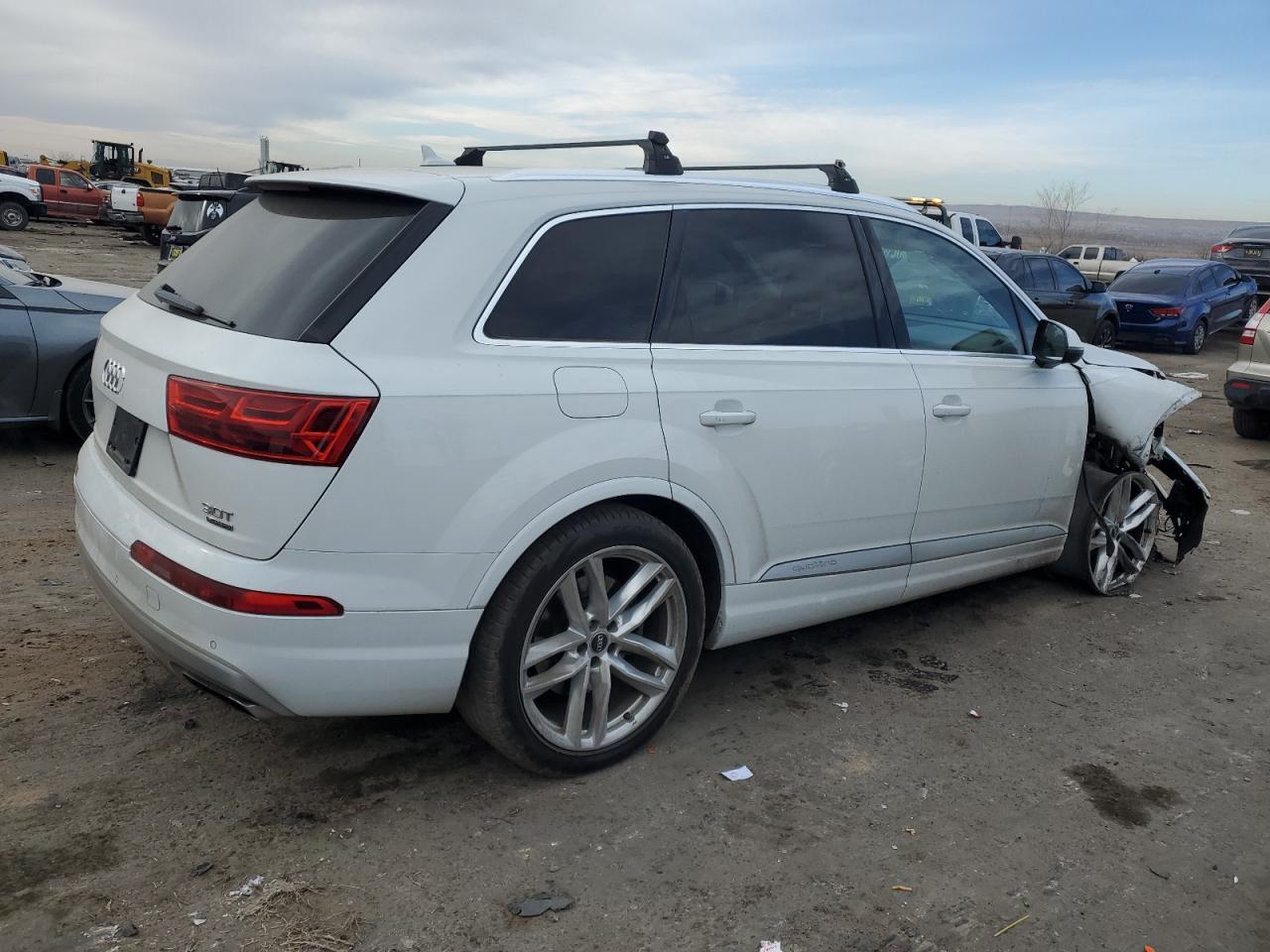 2017 AUDI Q7 PRESTIG - Image 3