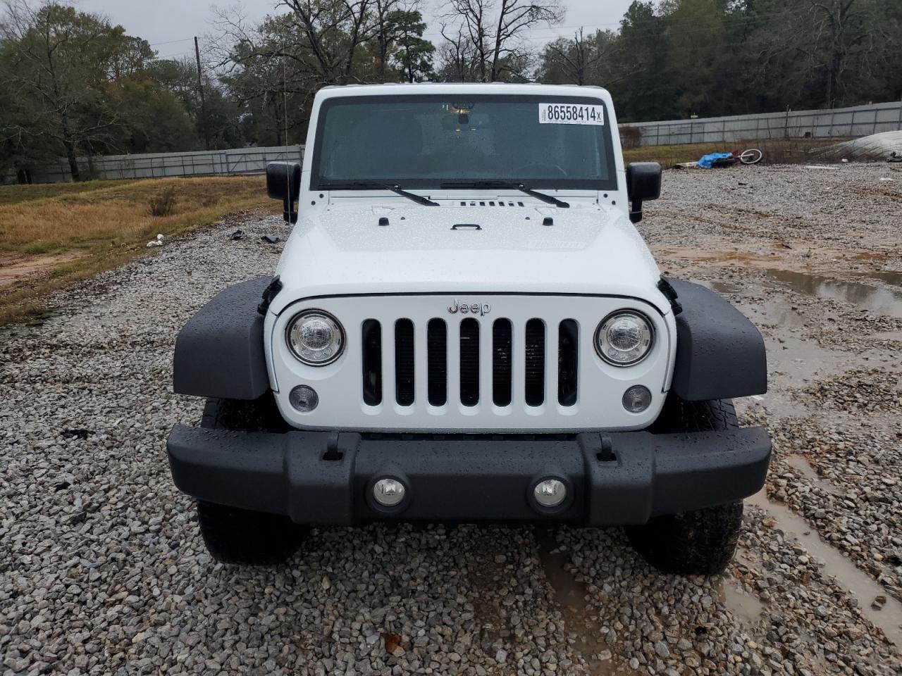 2017 JEEP WRANGLER U - Image 5