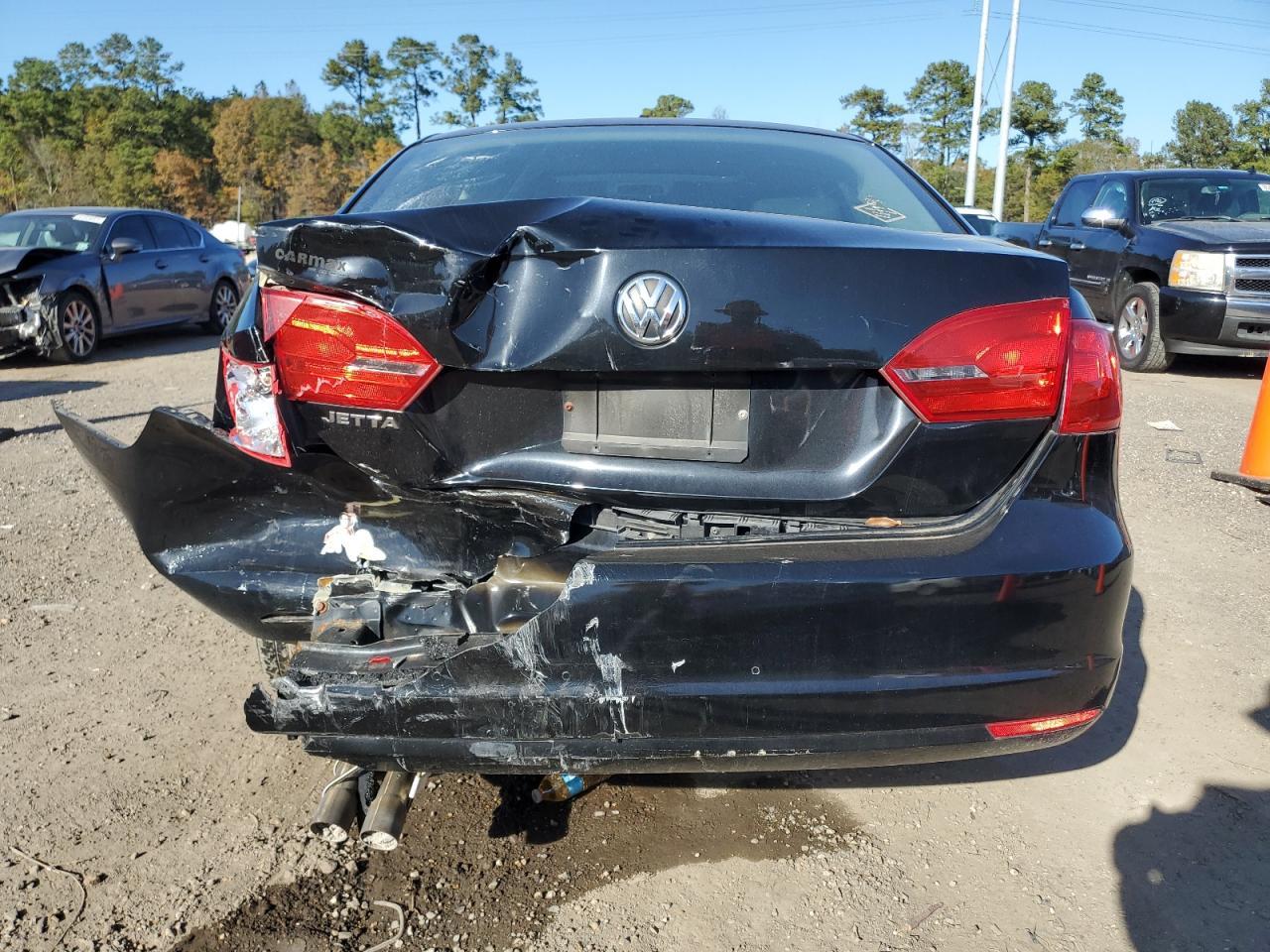 2013 VOLKSWAGEN JETTA BASE - Image 6