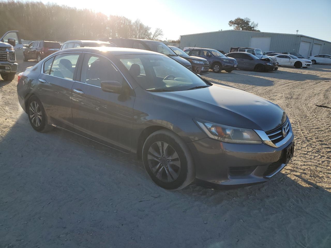 2014 HONDA ACCORD LX - Фото 4