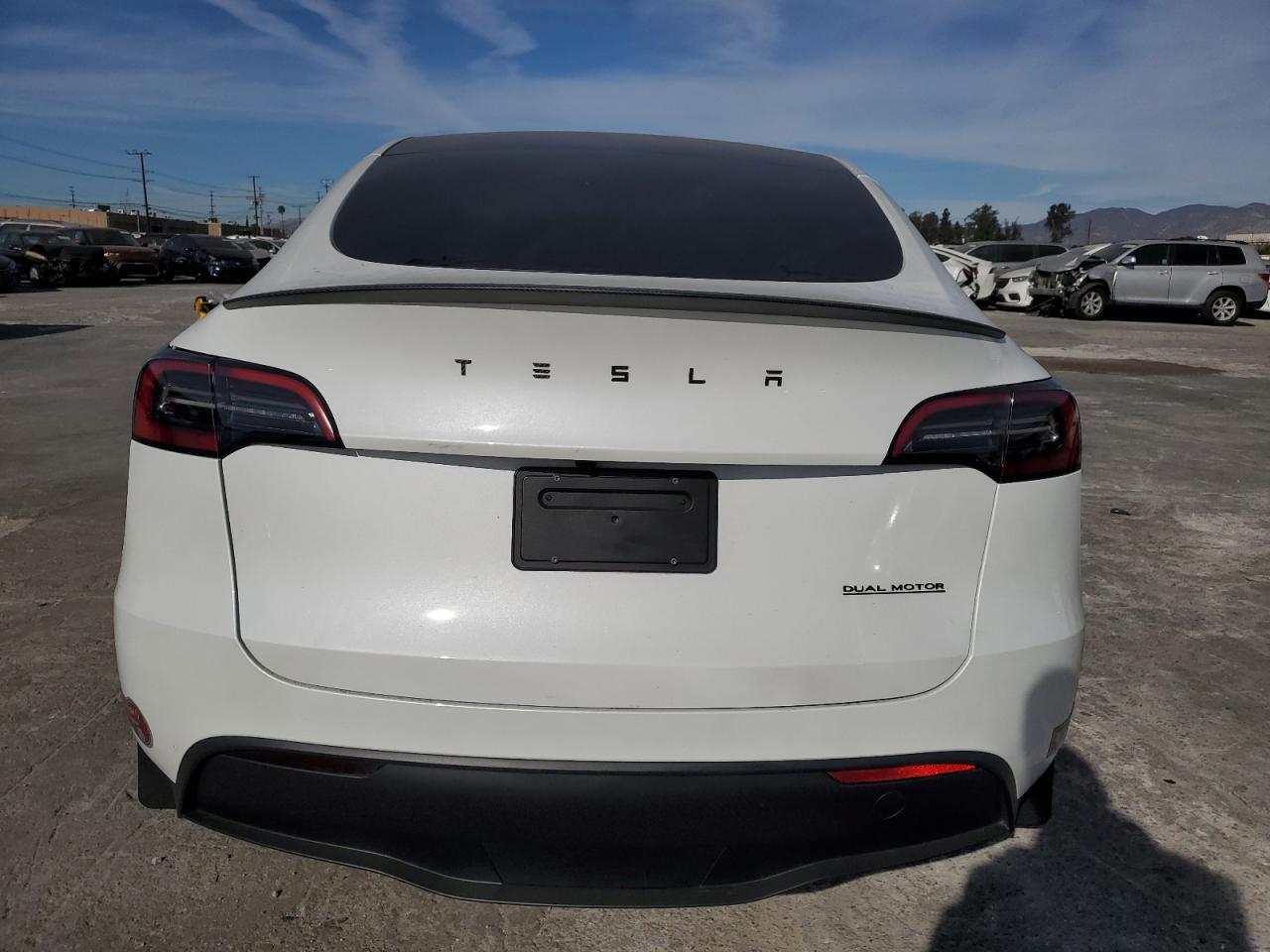2024 TESLA MODEL Y - Image 6