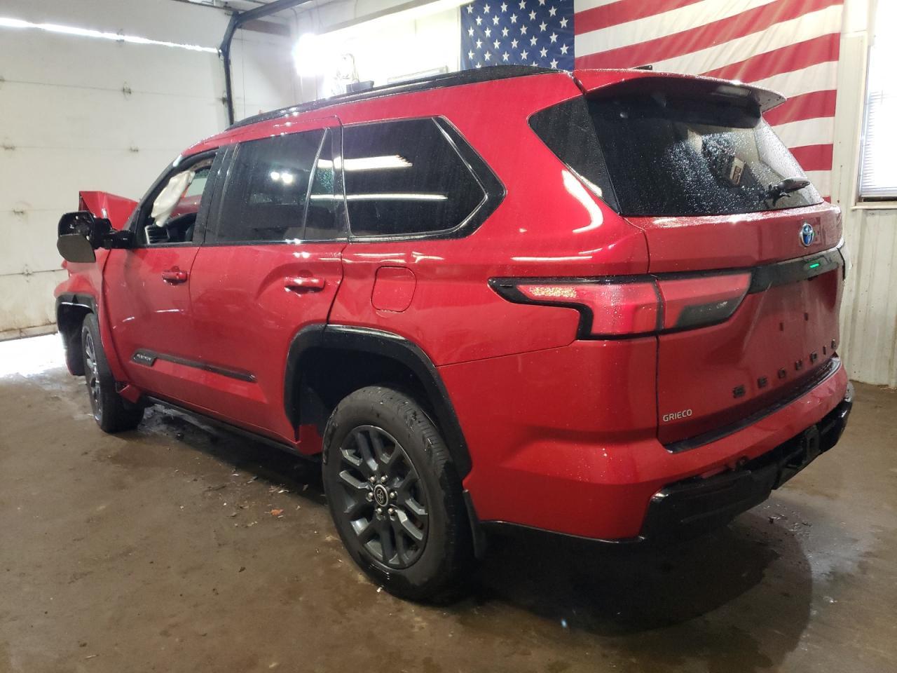 2023 TOYOTA SEQUOIA SR - Фото 2