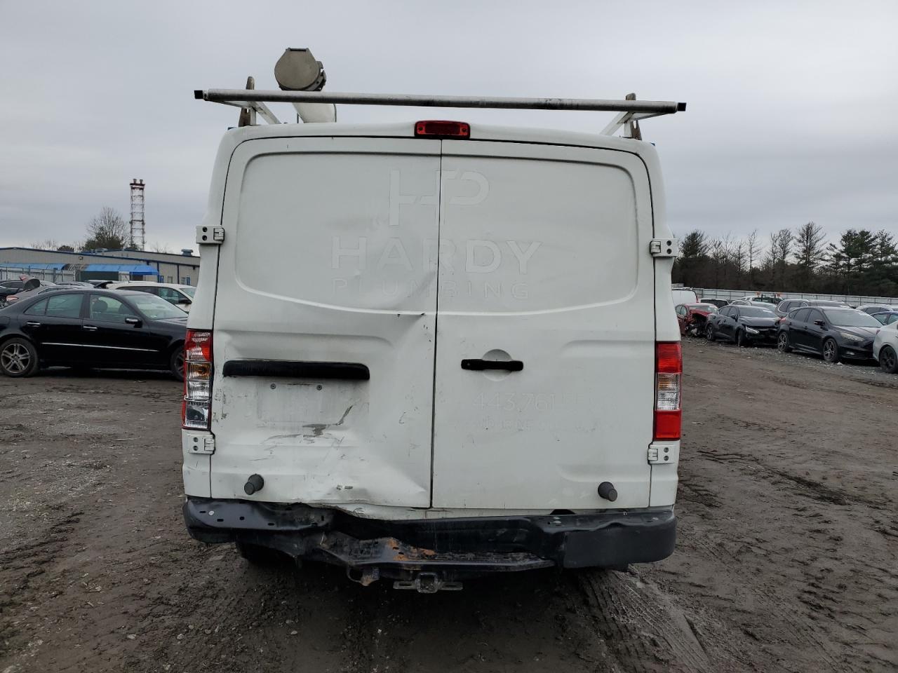 2015 NISSAN NV 1500 - Фото 6