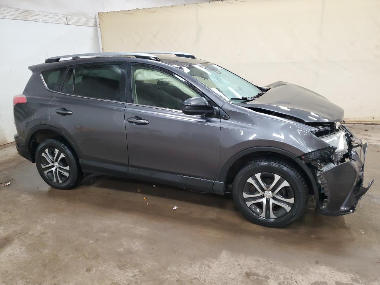 2017 TOYOTA RAV4 LE - Image 4