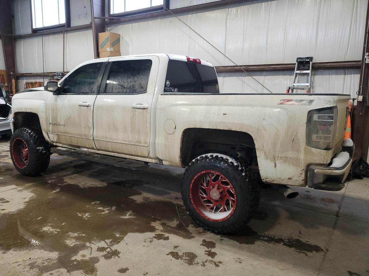 2016 CHEVROLET SILVERADO - Image 2