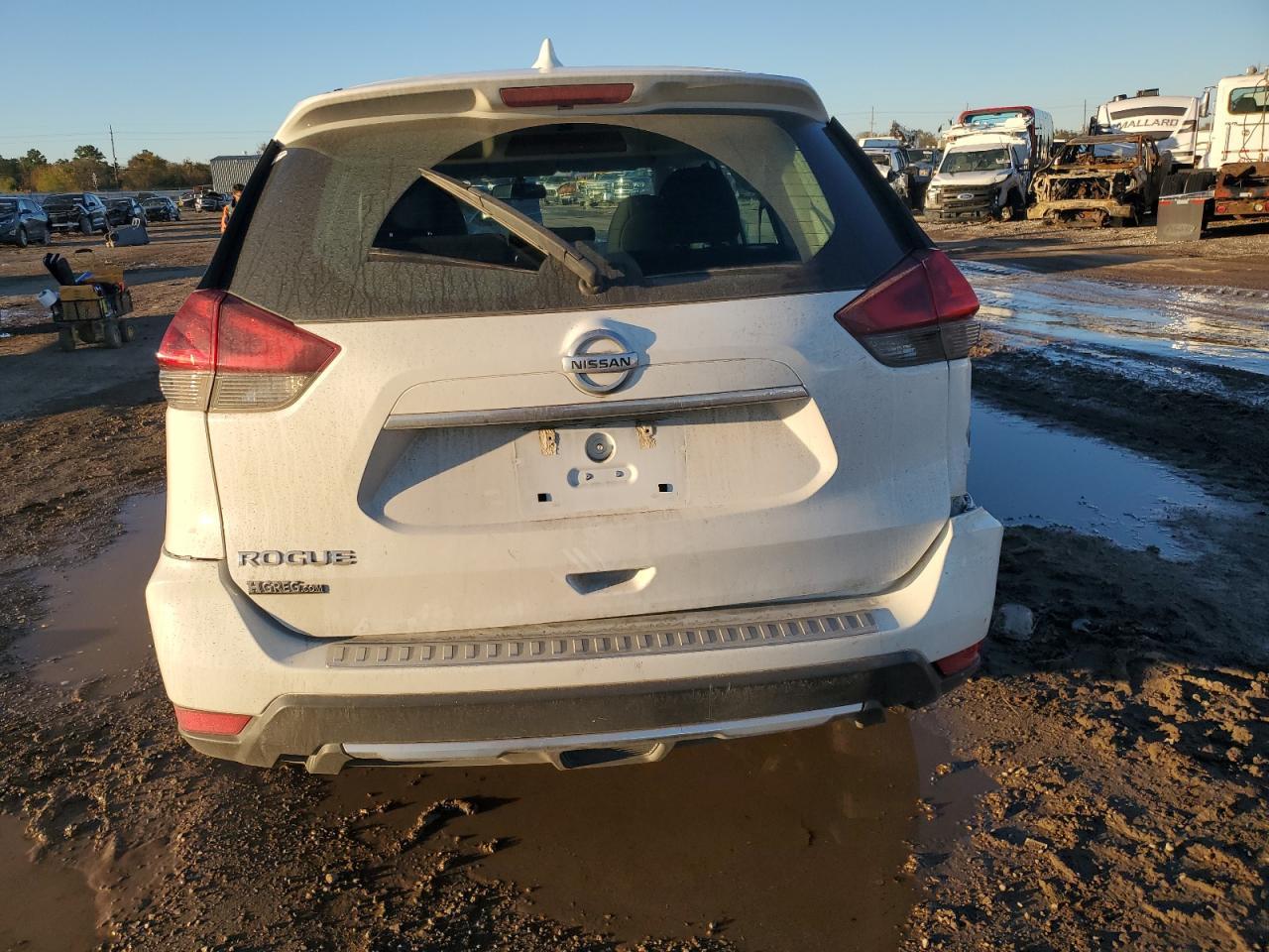 2018 NISSAN ROGUE S - Фото 6