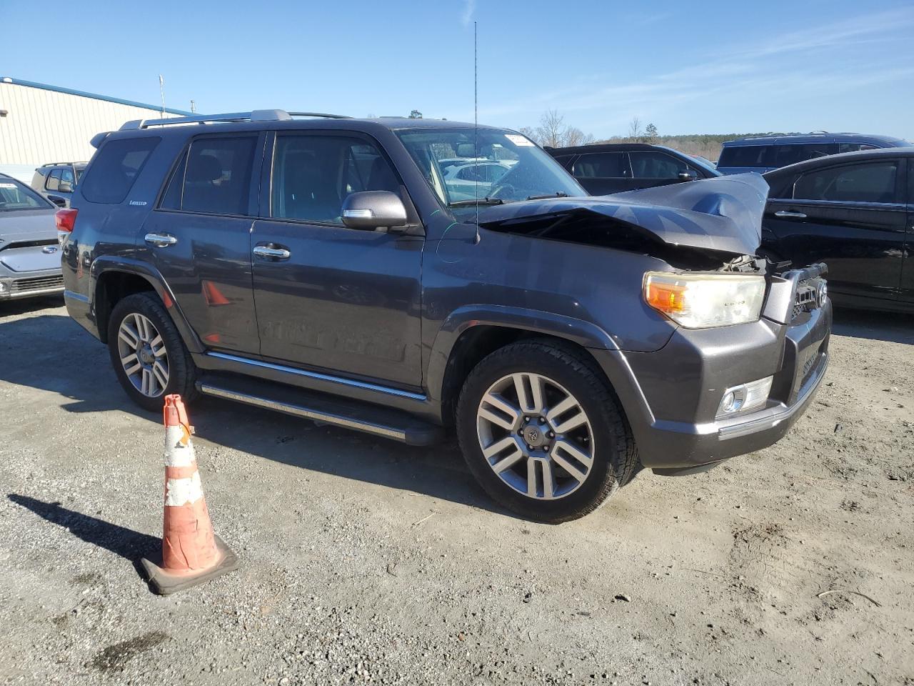 2011 TOYOTA 4RUNNER SR - Image 4