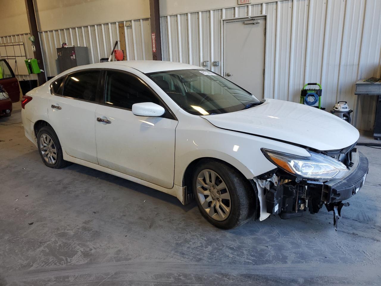 2017 NISSAN ALTIMA 2.5 - Фото 4
