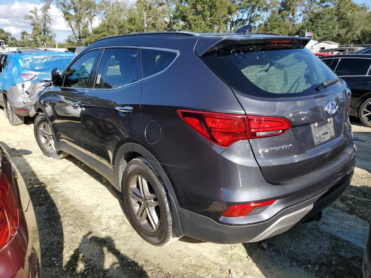 2017 HYUNDAI SANTA FE S - Image 2