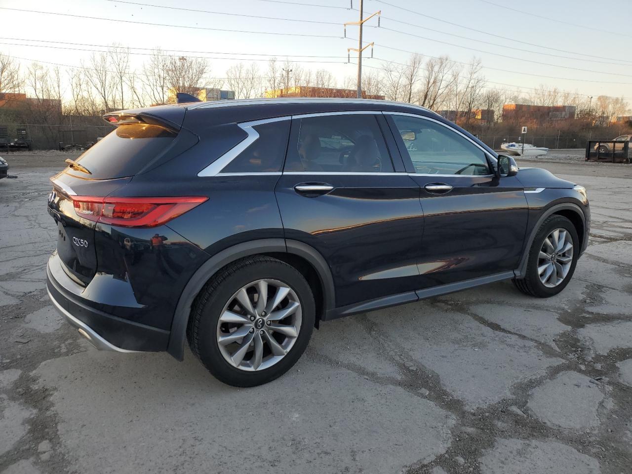 2020 INFINITI QX50 PURE - Image 3