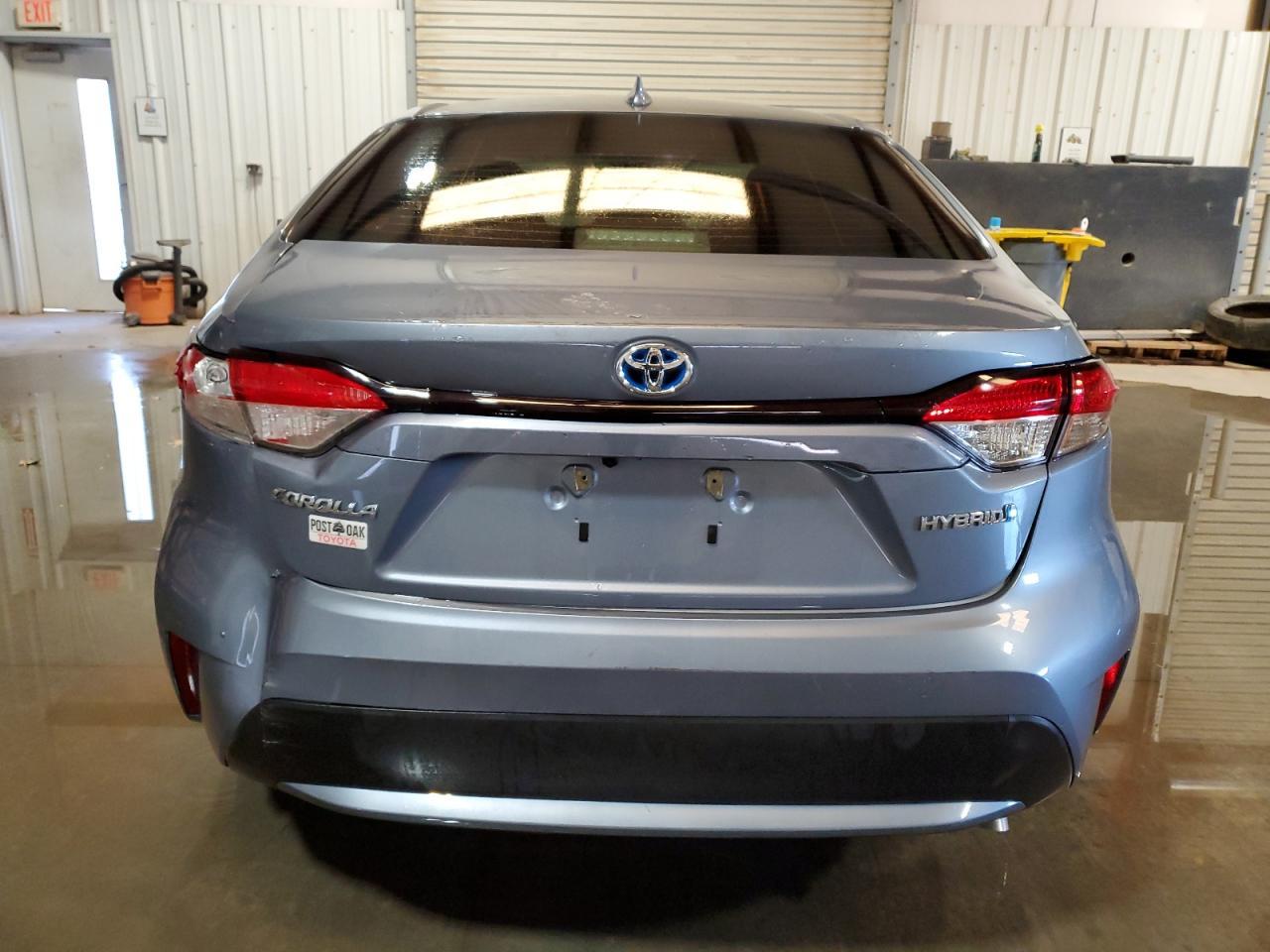 2022 TOYOTA COROLLA LE - Image 6