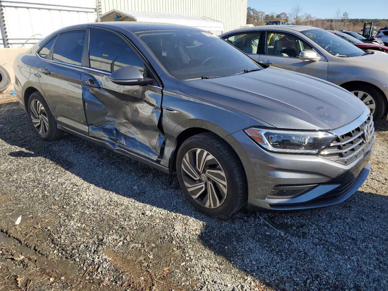 2020 VOLKSWAGEN JETTA SEL - Image 4